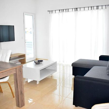 Lovely - Luxury 3 Bedrooms 500M From The Beach. Santa Maria Buitenkant foto